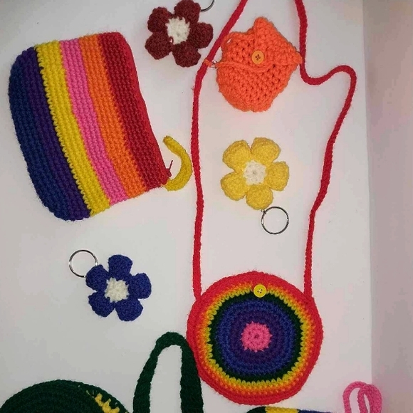 Handbags - Crossbody bags